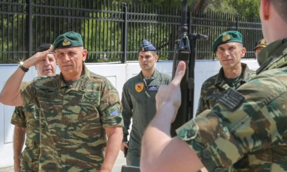 Στην ΑΣΔΕΝ ο Α/ΓΕΕΘΑ: Τι ζήτησε από το Στρατηγό Δεμέστιχα